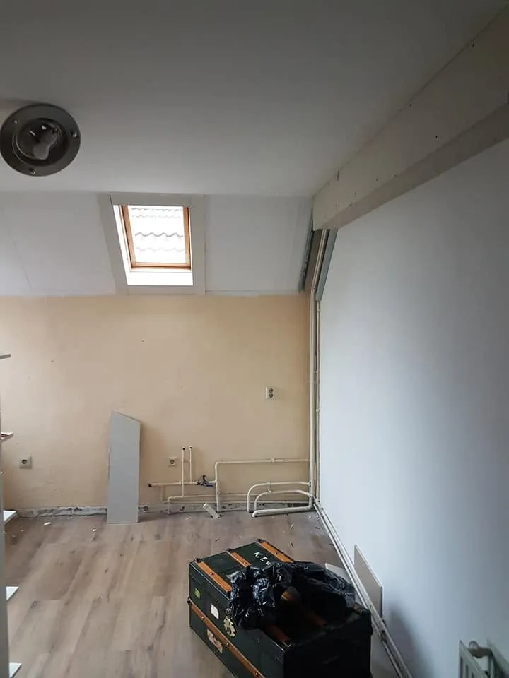Kinderkamer met inbouwkast, voor