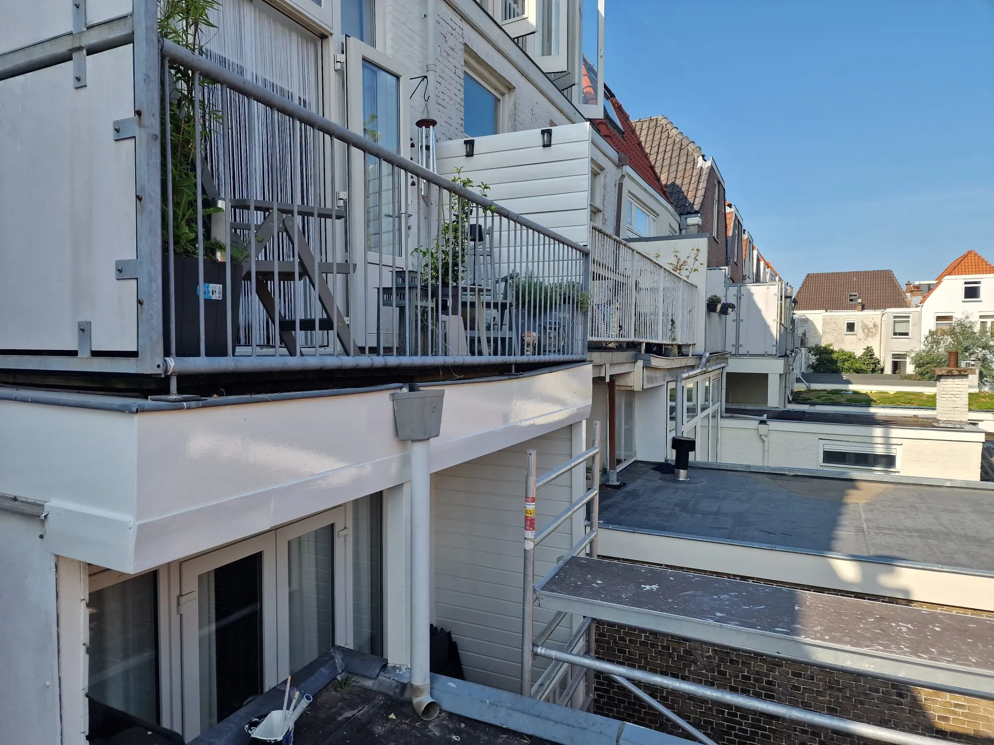 Balkon en boeiboord hersteld
